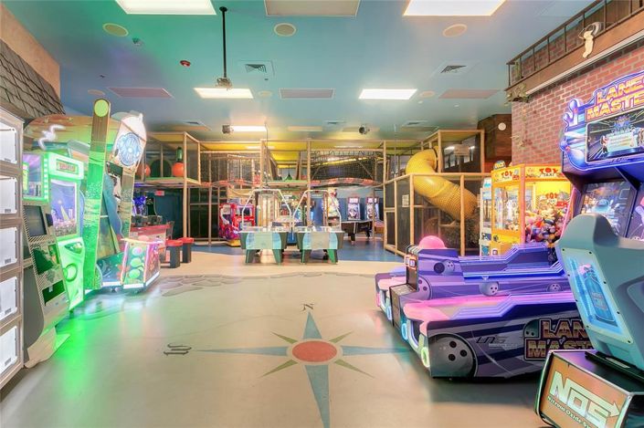 Image No.24-4 Bed Townhouse for sale