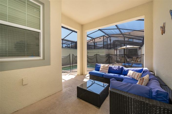 Image No.15-4 Bed Townhouse for sale