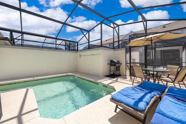 Image No.16-4 Bed Townhouse for sale