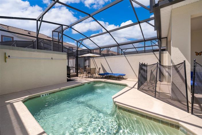 Image No.18-4 Bed Townhouse for sale