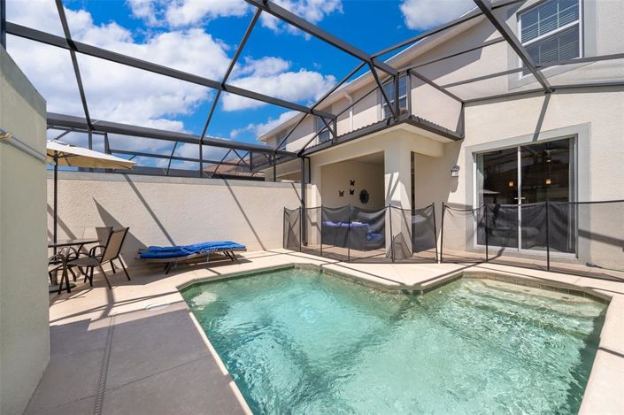 Image No.2-4 Bed Townhouse for sale