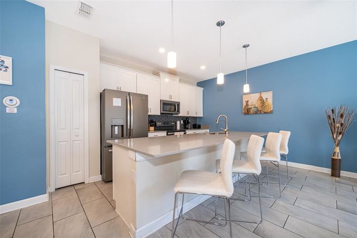 Image No.4-4 Bed Townhouse for sale