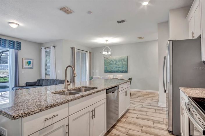 Image No.6-4 Bed Townhouse for sale