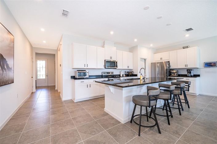 Image No.11-3 Bed Property for sale