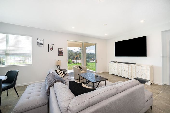 Image No.16-3 Bed Property for sale