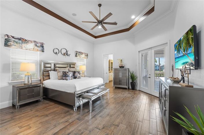 Image No.58-11 Bed Property for sale