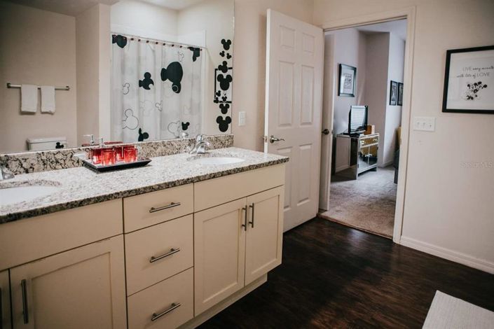 Image No.14-3 Bed Townhouse for sale