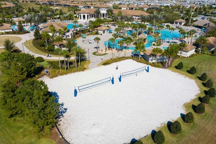 Image No.12-5 Bed Townhouse for sale