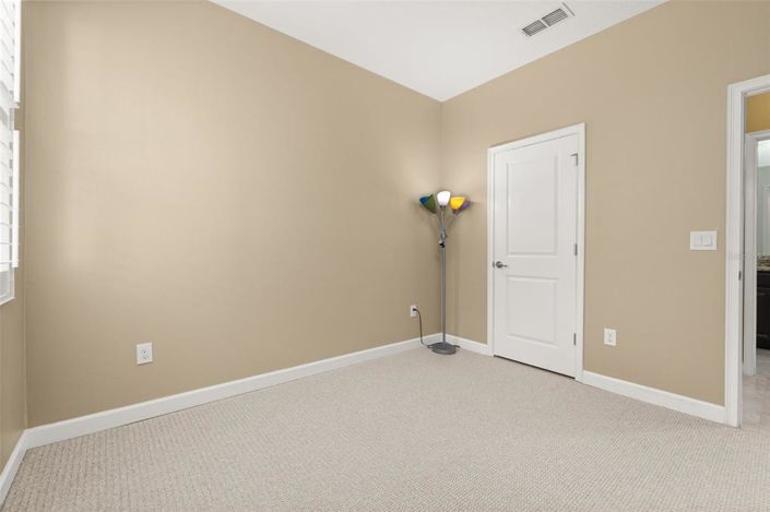 Image No.31-3 Bed Property for sale