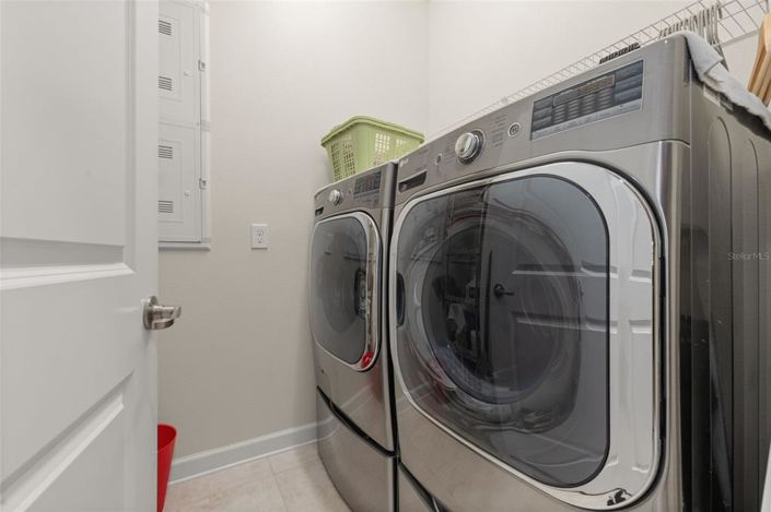 Image No.37-3 Bed Property for sale