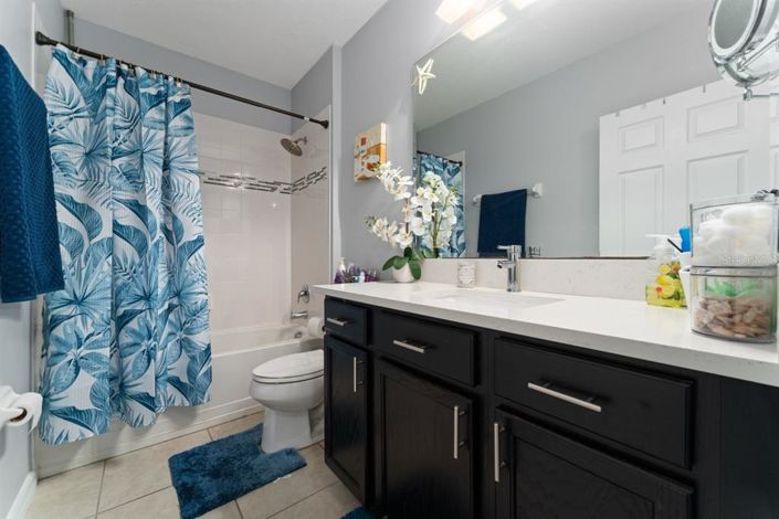 Image No.28-4 Bed Property for sale