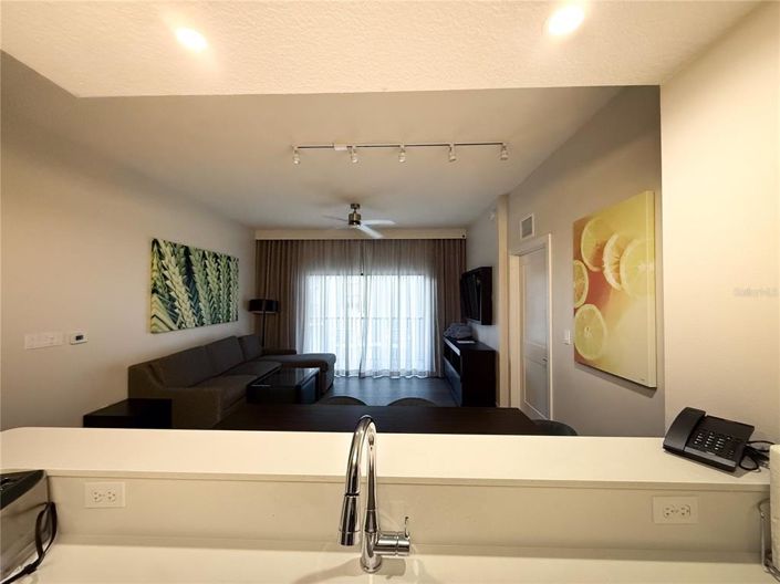 Image No.33-3 Bed Property for sale