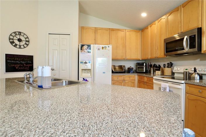 Image No.14-3 Bed Property for sale