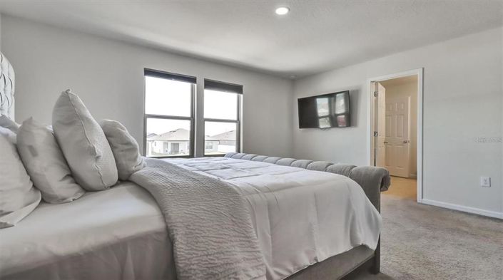 Image No.38-4 Bed Property for sale