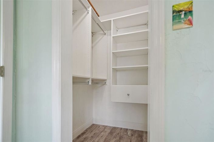 Image No.15-3 Bed Property for sale