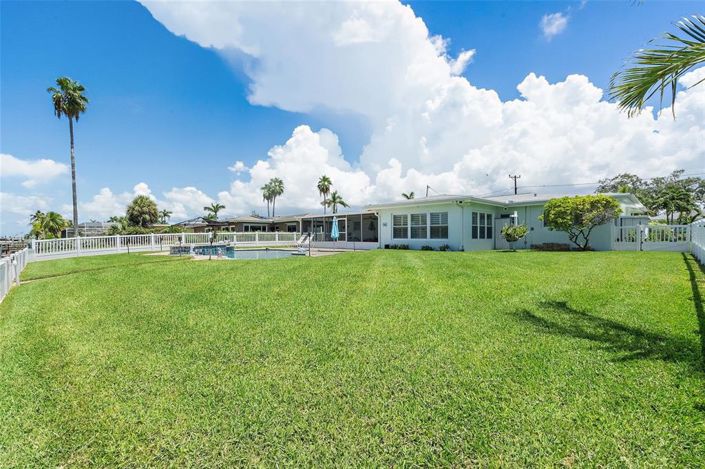 Image No.31-3 Bed Property for sale