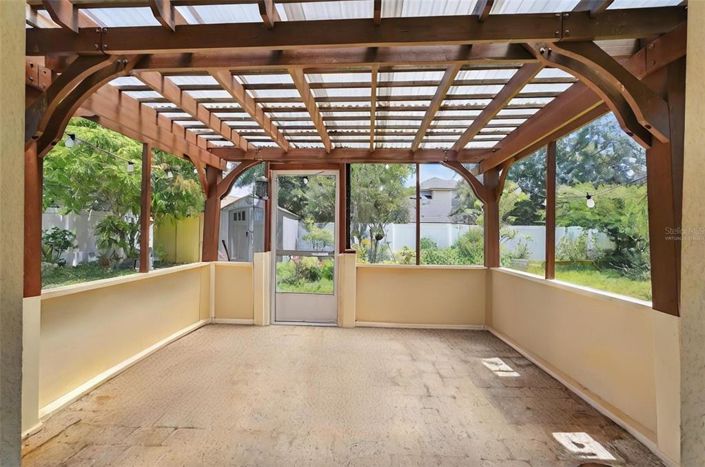 Image No.16-3 Bed Property for sale