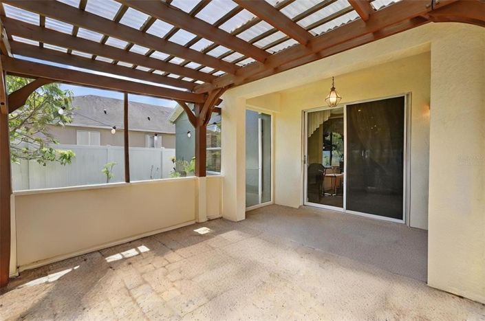 Image No.17-3 Bed Property for sale