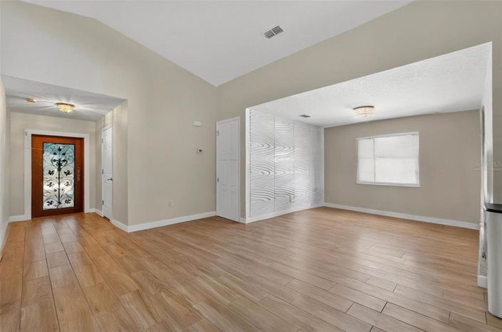 Image No.5-3 Bed Property for sale