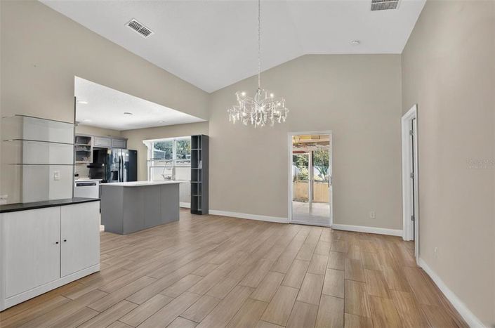 Image No.7-3 Bed Property for sale