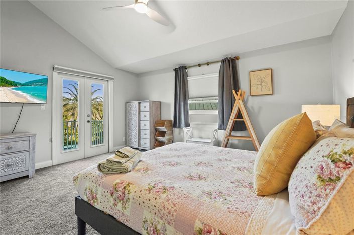 Image No.44-5 Bed Property for sale