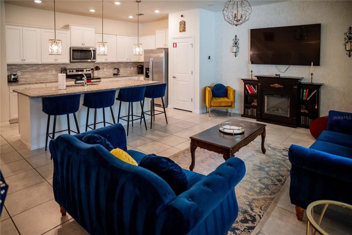 Image No.20-5 Bed Townhouse for sale