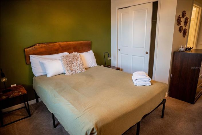 Image No.37-5 Bed Townhouse for sale