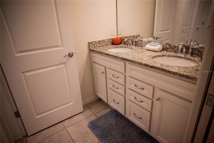 Image No.59-5 Bed Townhouse for sale