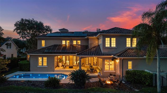 Image No.38-6 Bed Property for sale