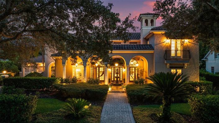 Image No.39-6 Bed Property for sale