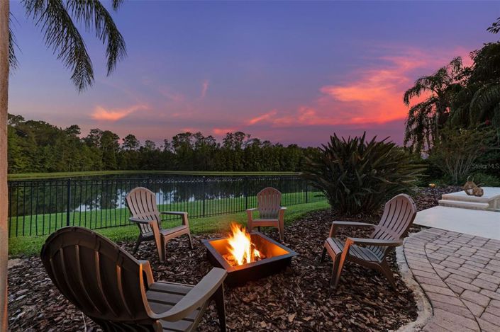 Image No.41-6 Bed Property for sale