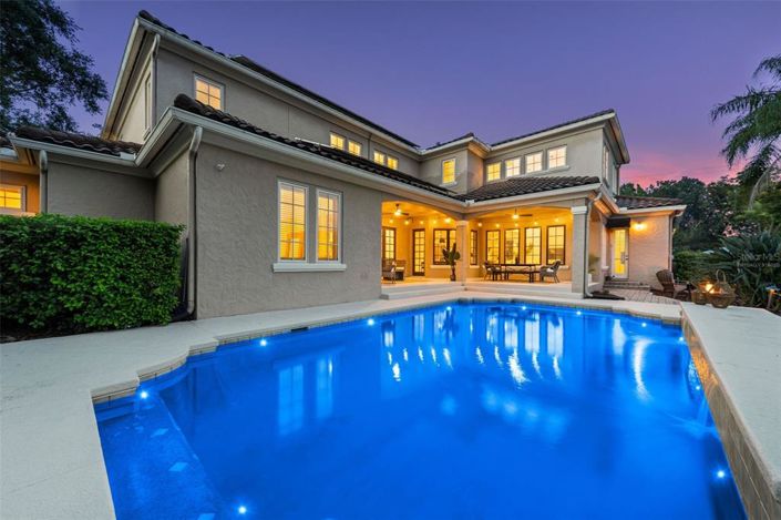 Image No.43-6 Bed Property for sale