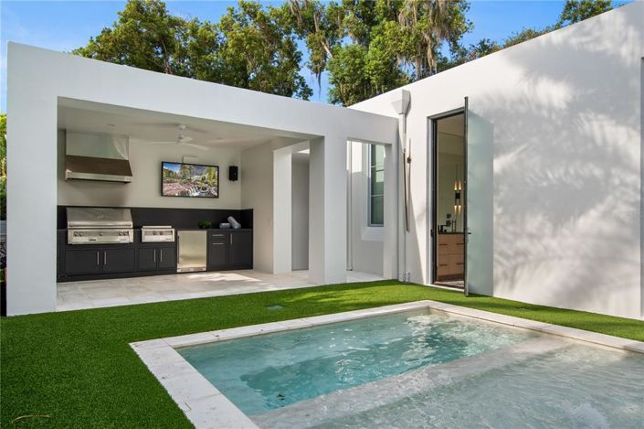 Image No.26-4 Bed Property for sale