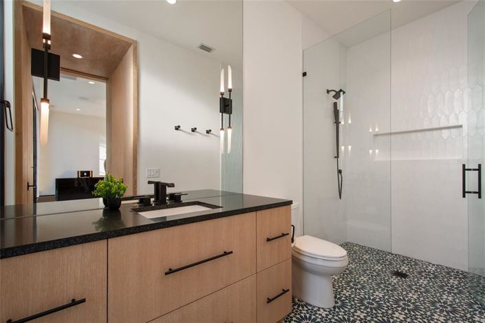 Image No.46-4 Bed Property for sale