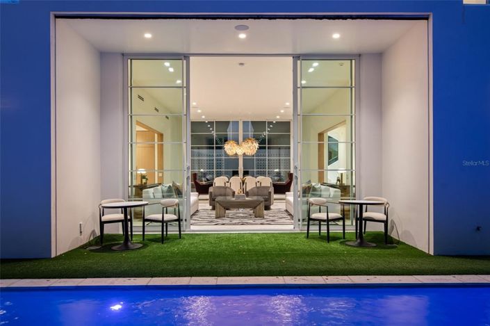 Image No.58-4 Bed Property for sale