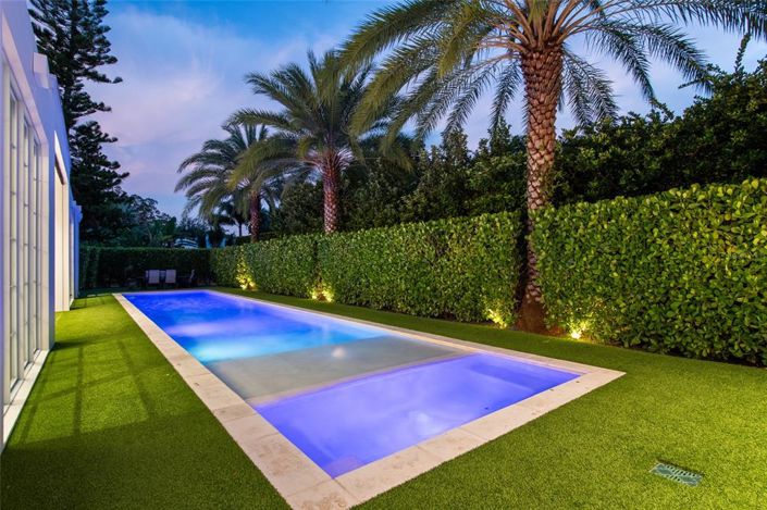 Image No.60-4 Bed Property for sale