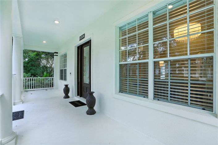 Image No.54-4 Bed Property for sale