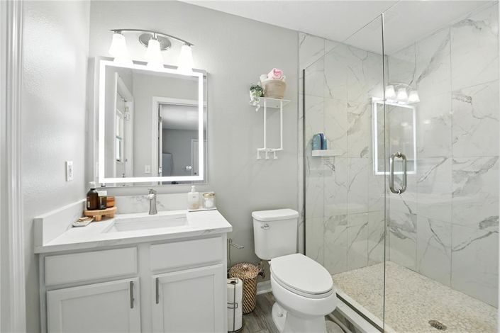 Image No.16-4 Bed Property for sale