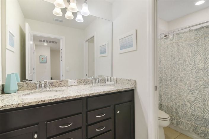 Image No.20-5 Bed Townhouse for sale