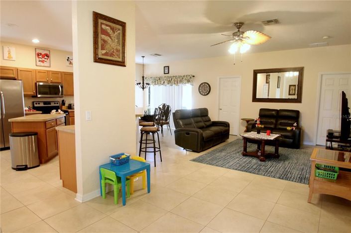 Image No.17-3 Bed Property for sale