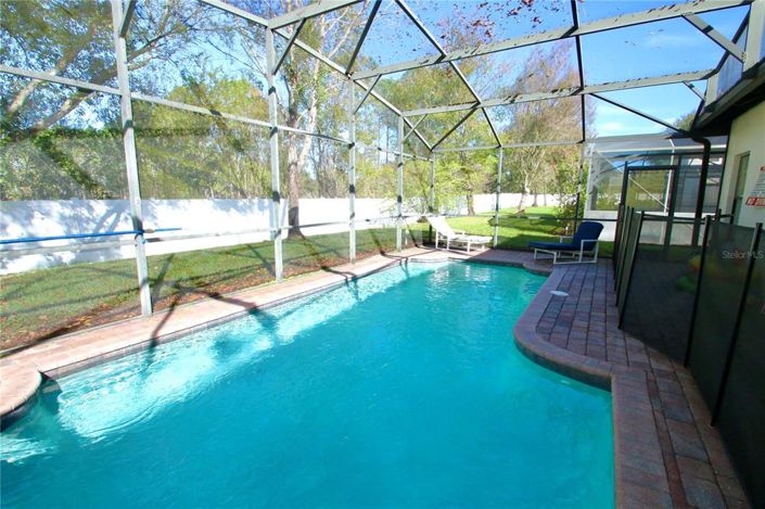 Image No.24-3 Bed Property for sale