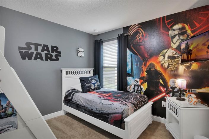 Image No.18-5 Bed Property for sale