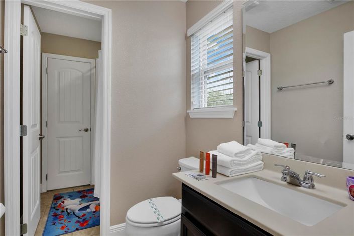 Image No.27-5 Bed Property for sale