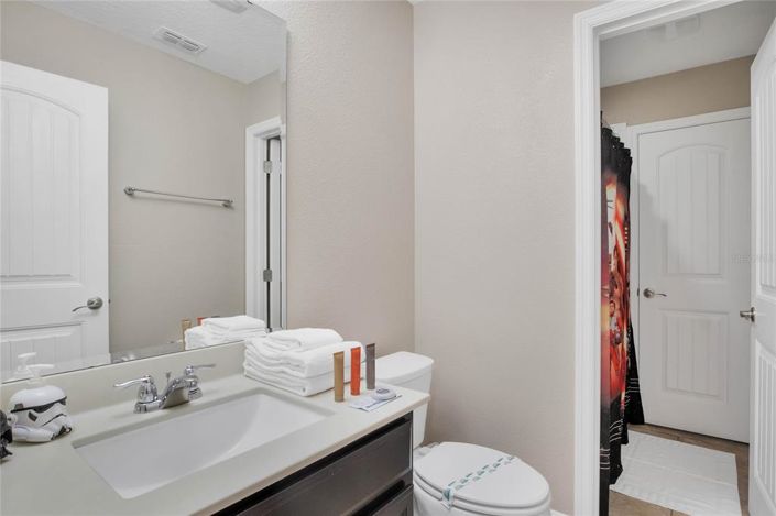 Image No.28-5 Bed Property for sale