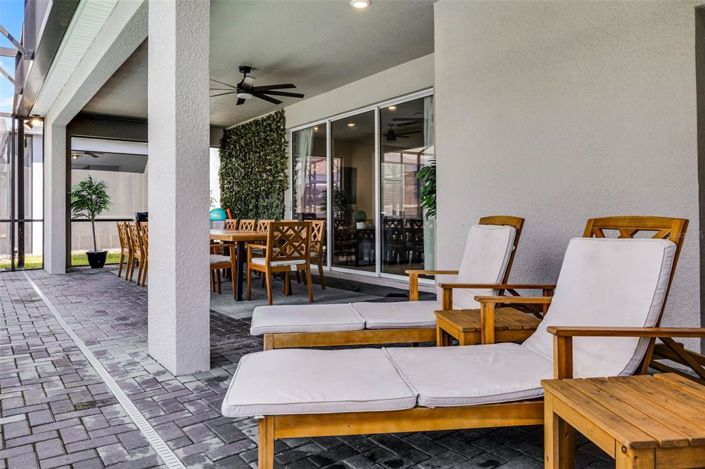 Image No.48-8 Bed Property for sale