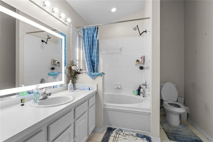 Image No.12-4 Bed Property for sale