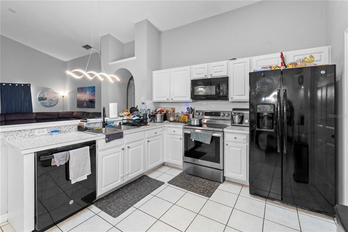 Image No.6-4 Bed Property for sale