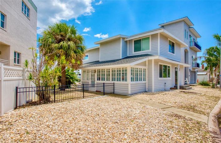 Image No.14-3 Bed Property for sale