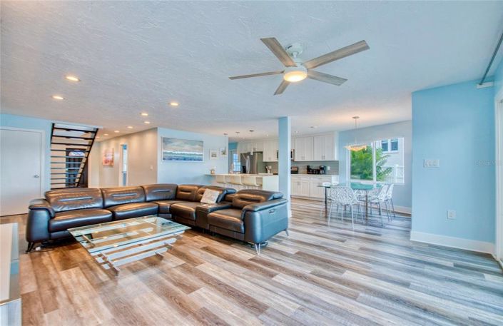 Image No.20-3 Bed Property for sale