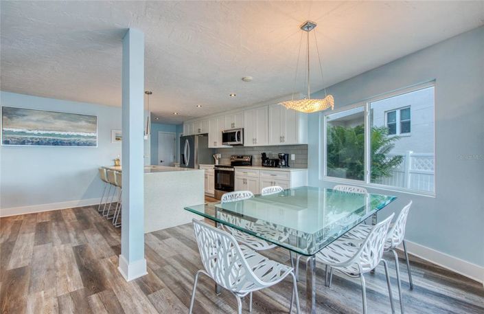 Image No.25-3 Bed Property for sale